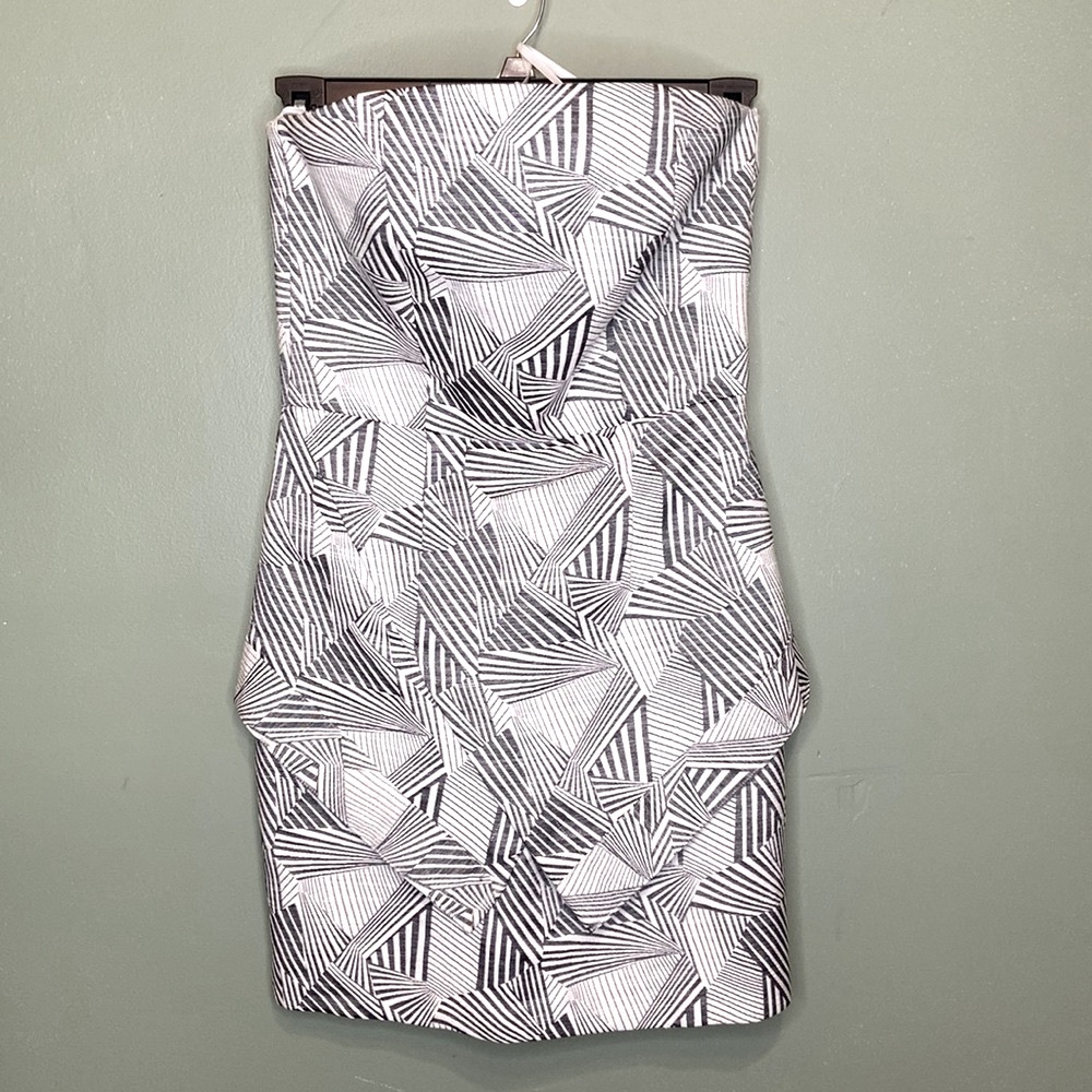 Hunter Bell Special Event Dress - Picture 3 of 9